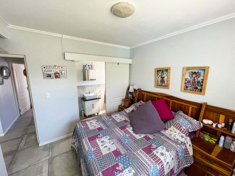 2 Bedroom Property for Sale in Reebok Western Cape
